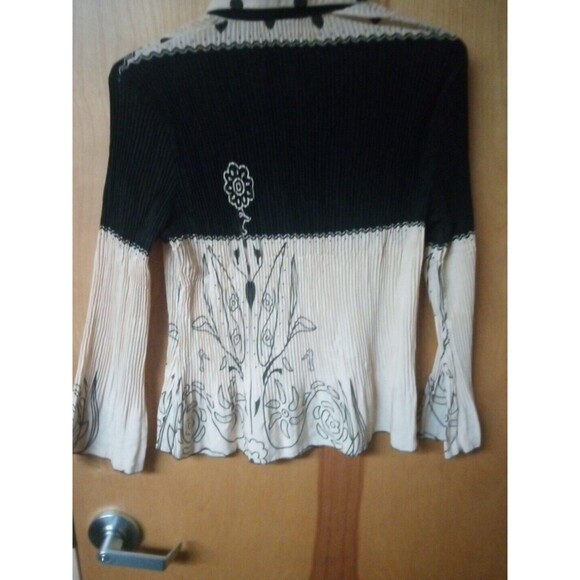 Women's Long Sleeve Fashion Top XL - Picture 4 of 4